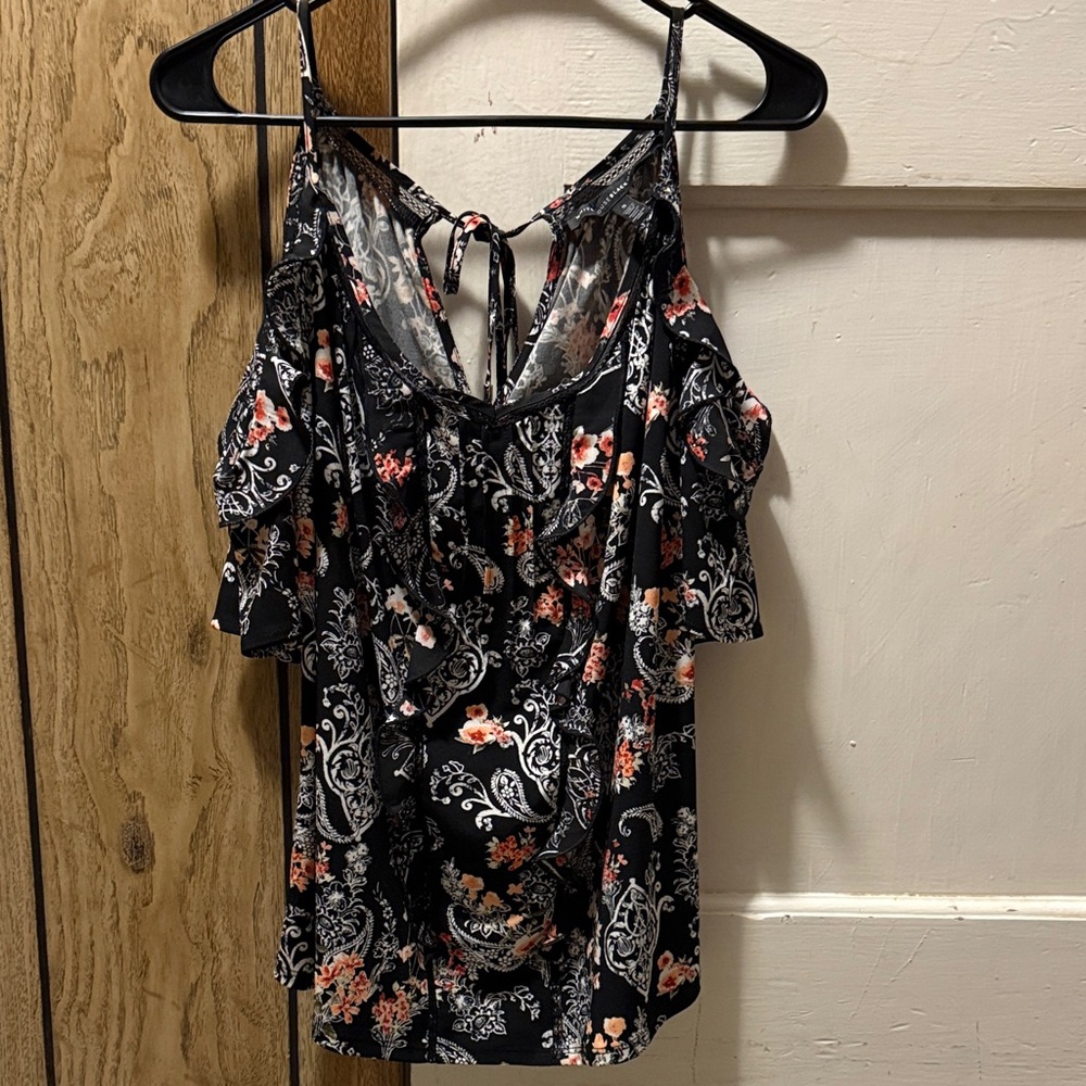 ⭐️ 2/$12 WHBM Floral Black and Orange Women's Top-Single Item